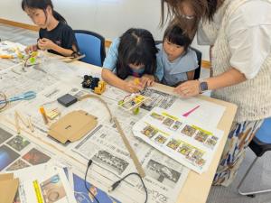 ロボットを作る子ども