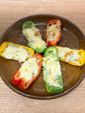 しらすとパプリカのチーズ焼き