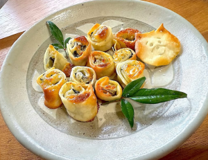 請戸ものしらすの餃子の皮巻き