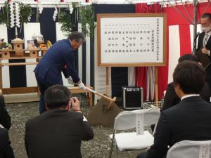 安全祈願祭鍬入れ