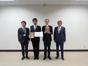 知事に